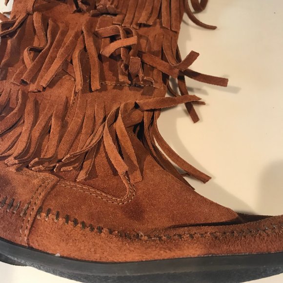Minnetonka 3-Layer Fringe Boot Moccasin - Picture 8 of 8